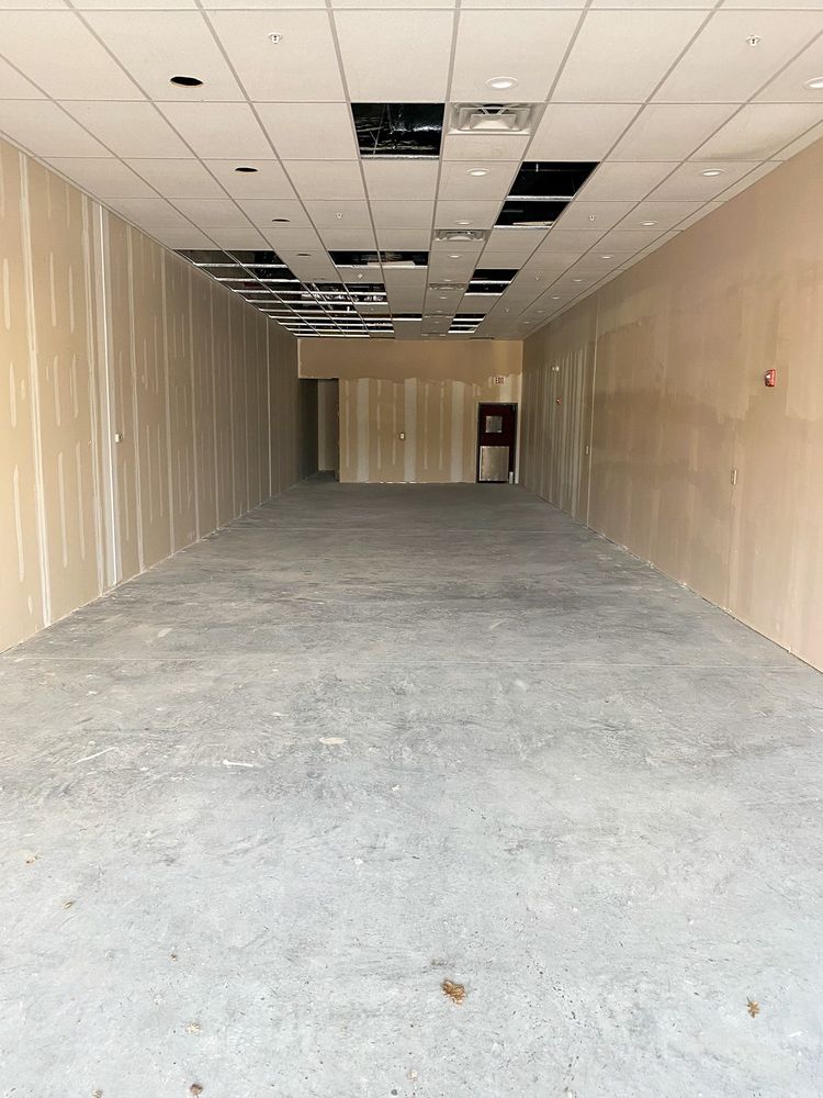 Target Shopping Center: 10 Glenridge Rd, Glenville, NY 12302